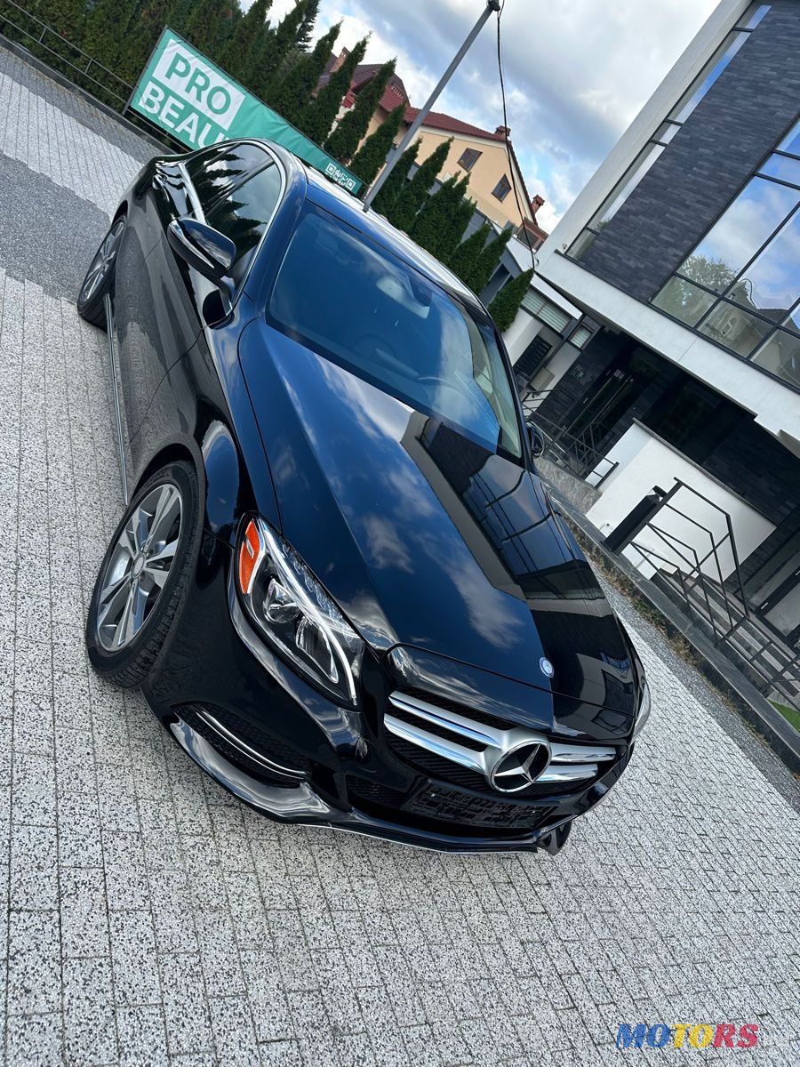 2015' Mercedes-Benz C-Class photo #1
