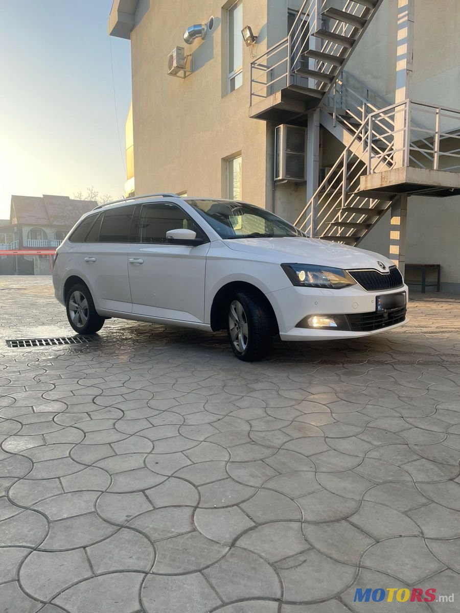 2015' Skoda Fabia photo #1