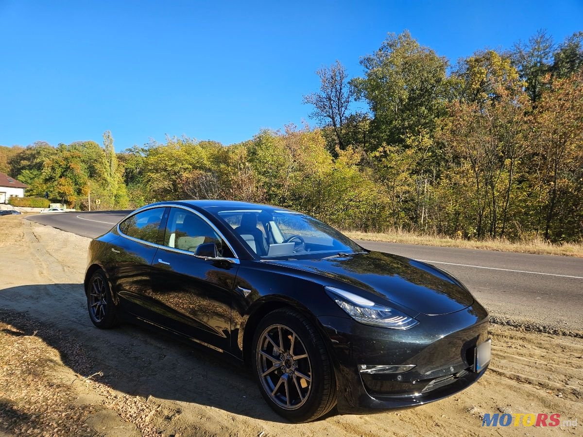 2018' Tesla Model 3 photo #2
