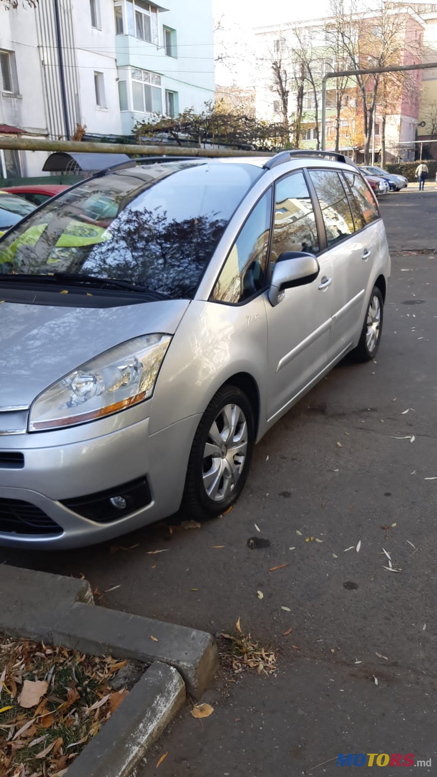 2008' Citroen C4 Picasso Grand photo #5