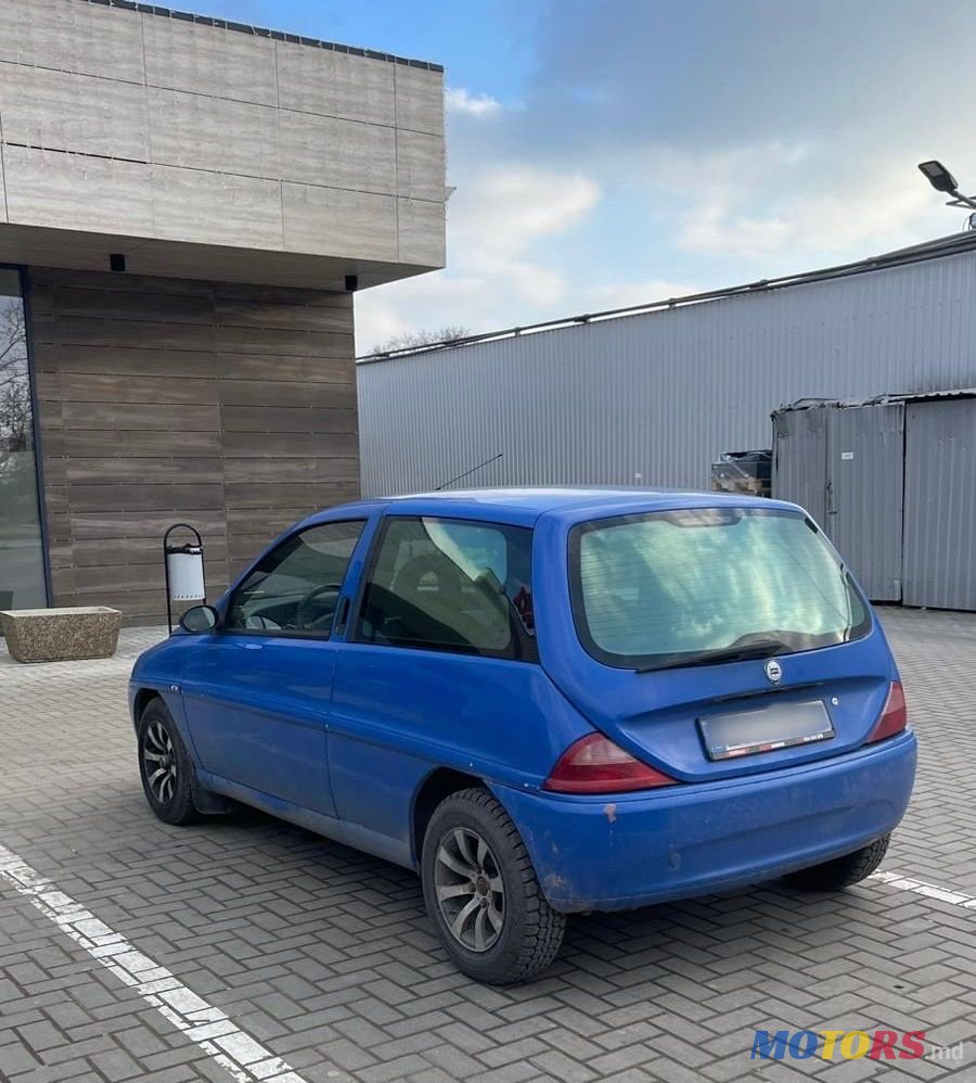2001' Lancia Ypsilon photo #2
