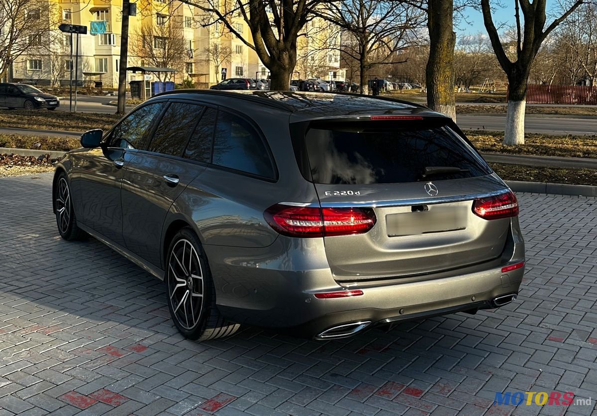 2021' Mercedes-Benz E-Class photo #5