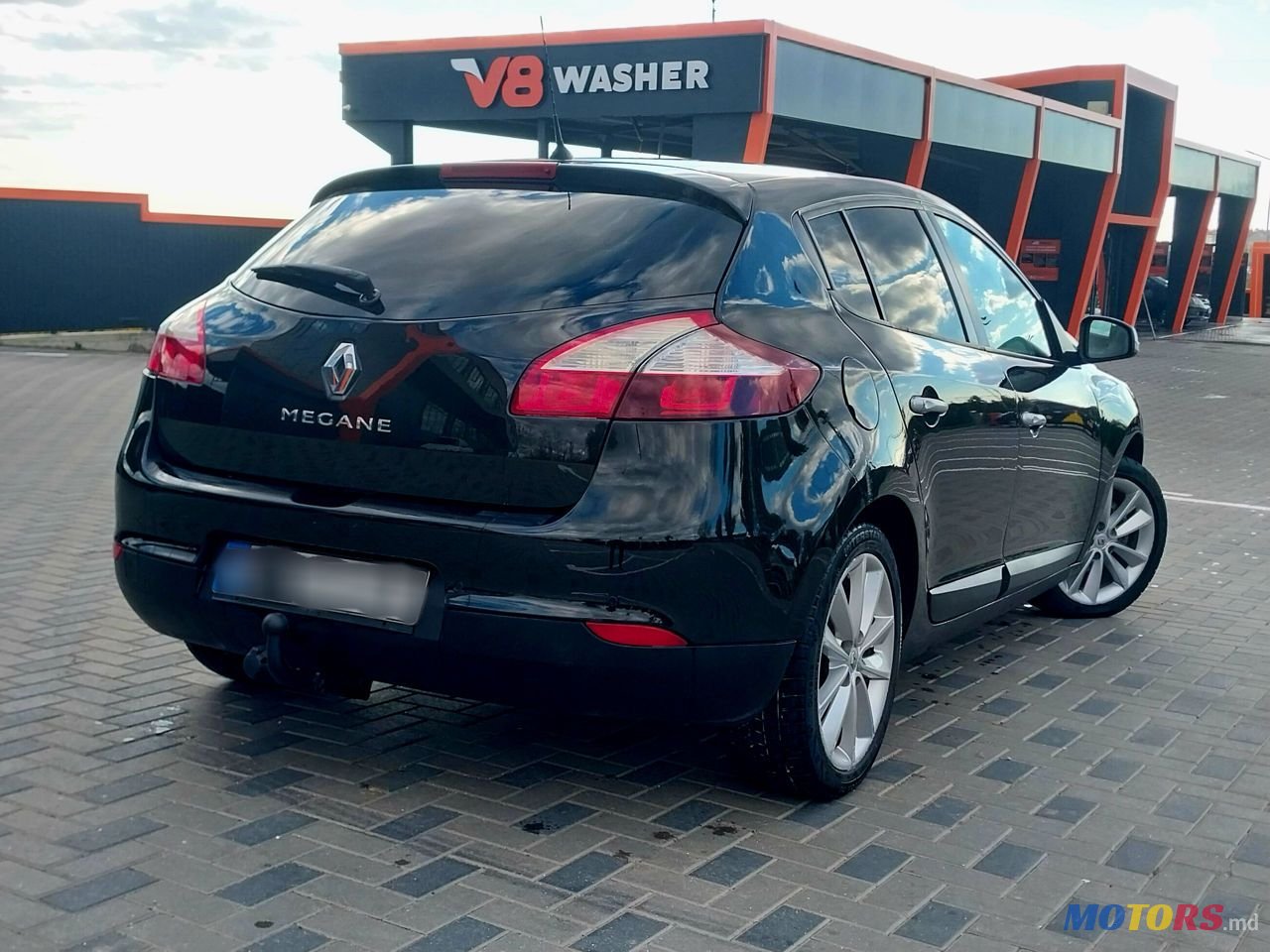 2010' Renault Megane photo #4