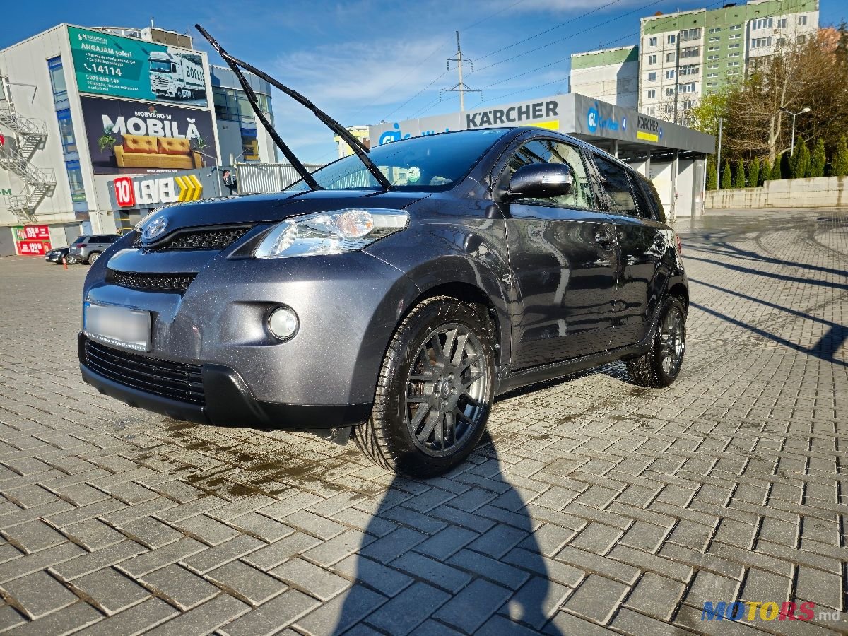 2011' Toyota Urban Cruiser photo #4