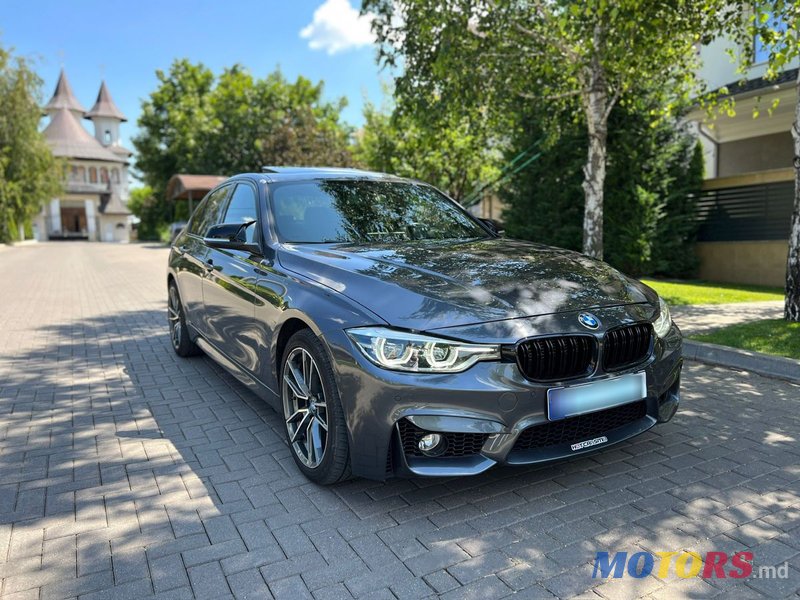 2017' BMW 3 Series photo #6