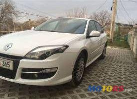 2012' Renault Laguna photo #1