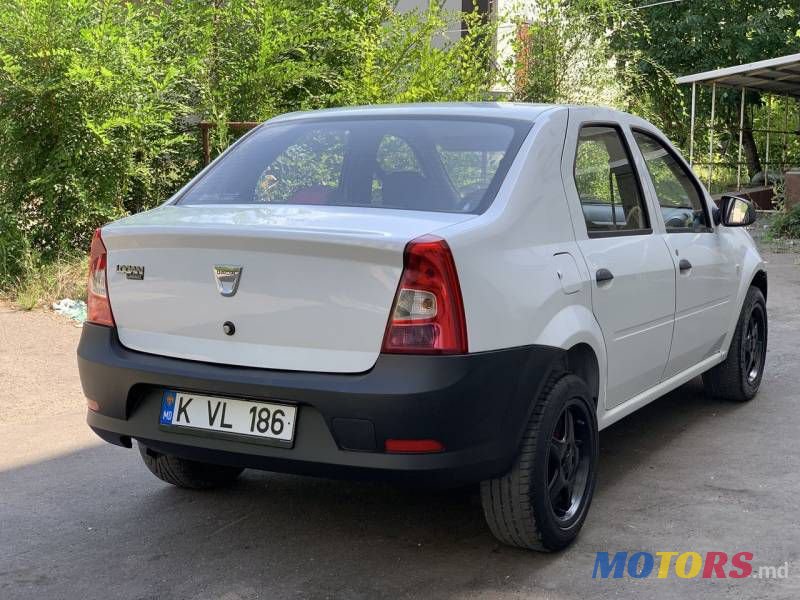 2012' Dacia Logan photo #6