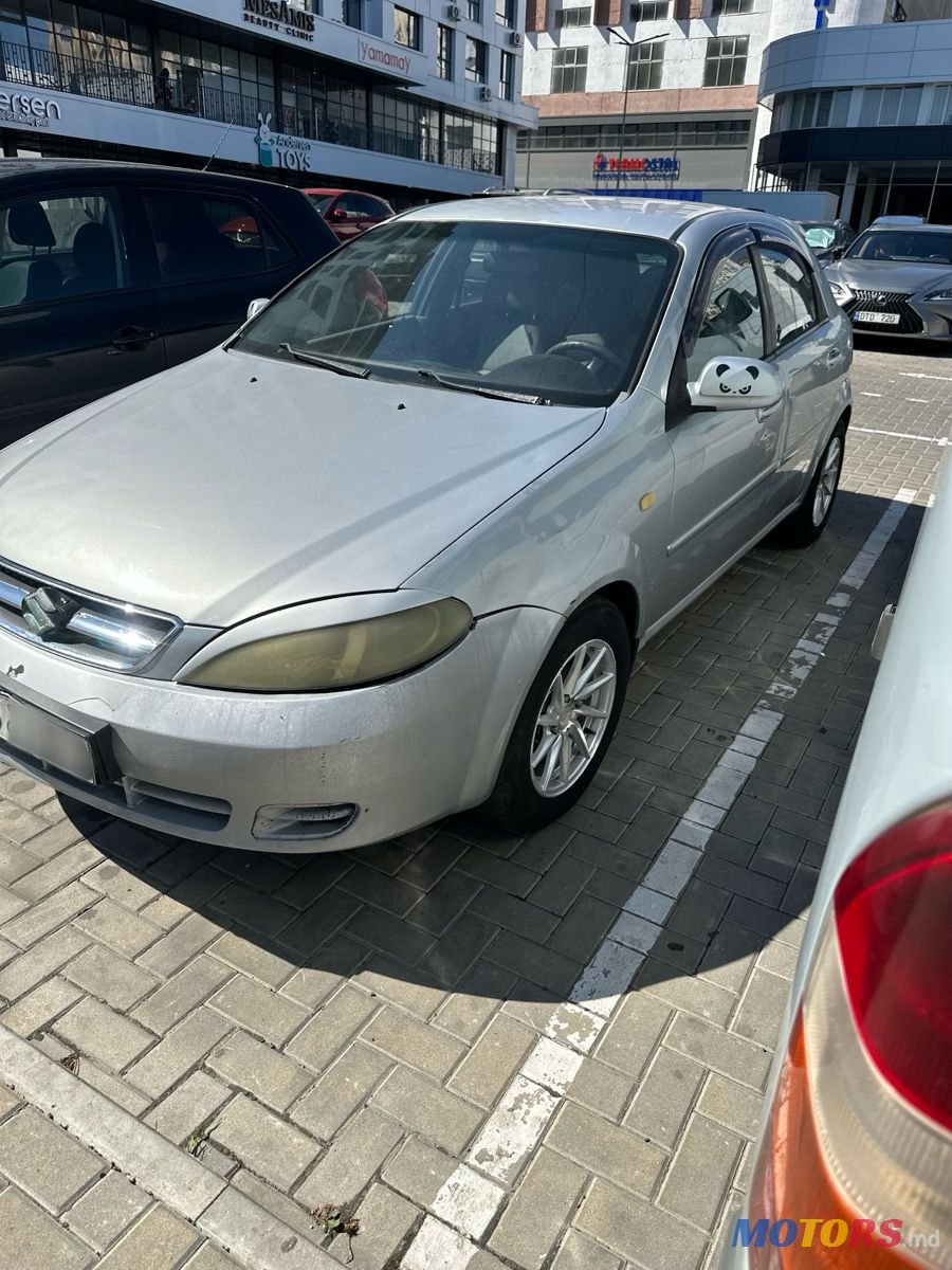 2006' Suzuki Solio photo #2