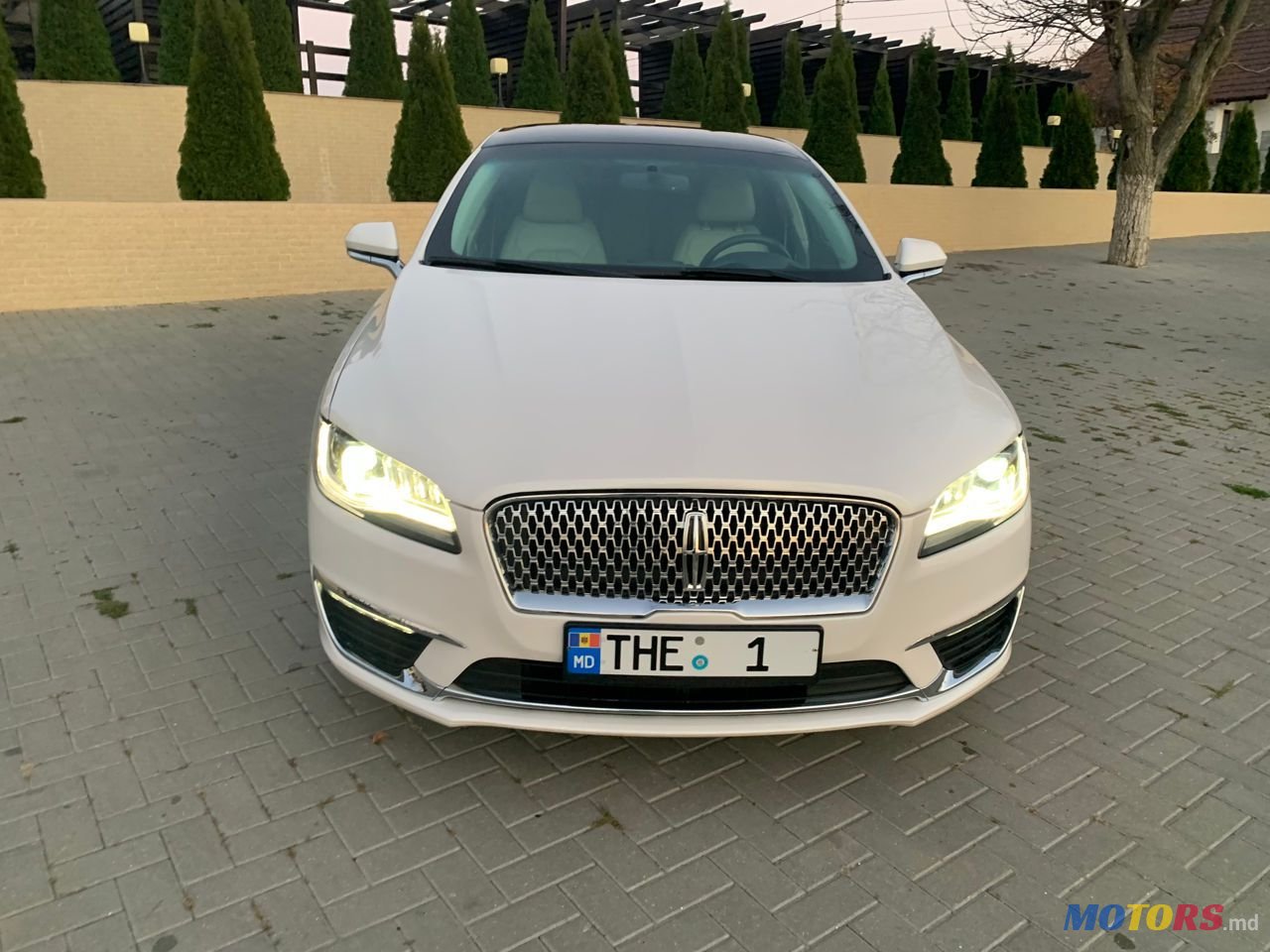 2018' Lincoln MKZ photo #3