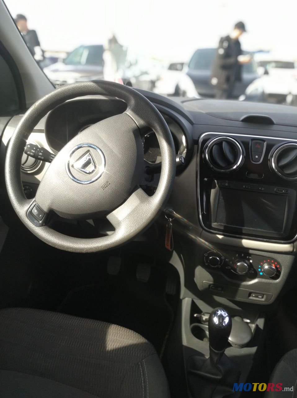 2012' Dacia Lodgy photo #4