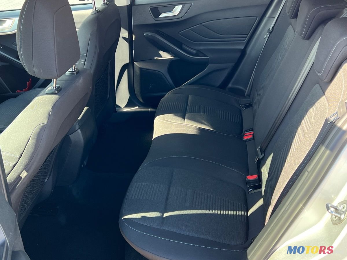 2021' Ford Focus photo #6