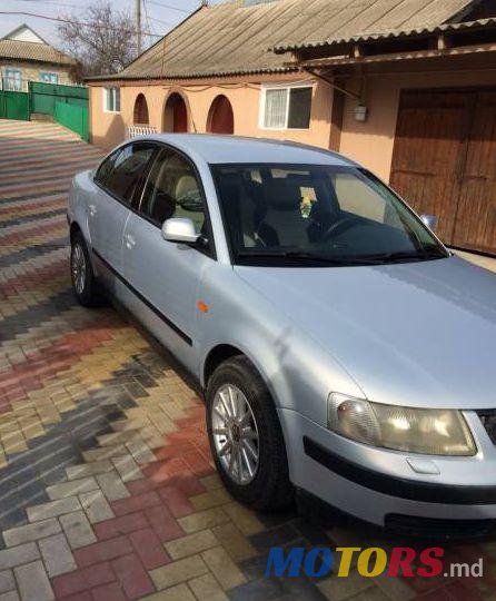 1997' Volkswagen Passat photo #1