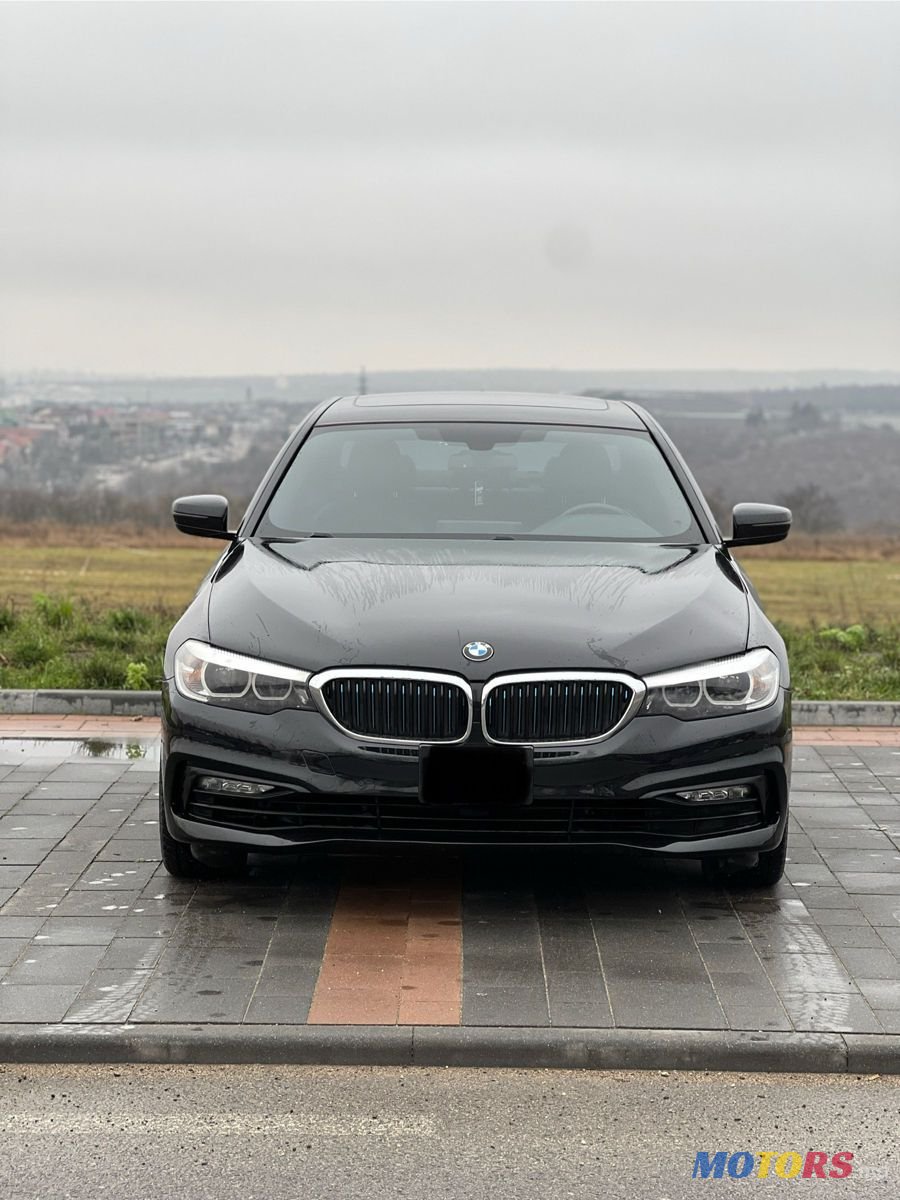 2018' BMW 5 Series photo #2