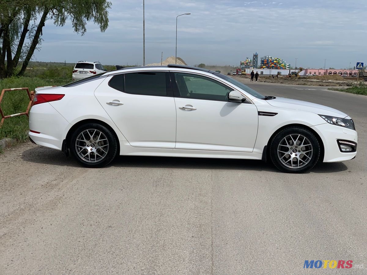 2012' Kia Optima photo #5