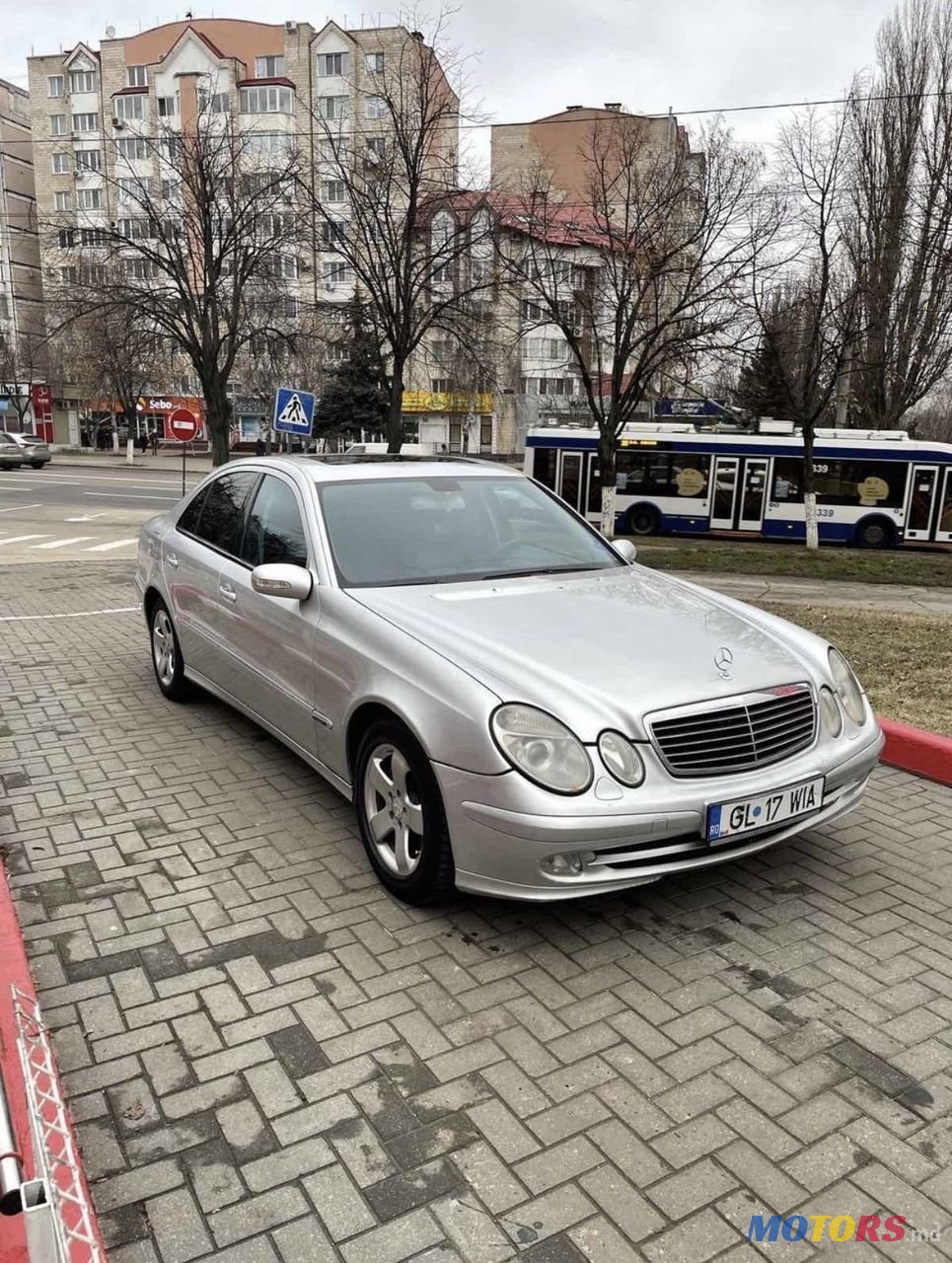 2004' Mercedes-Benz E Класс photo #1