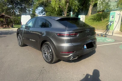 2020' Porsche Cayenne