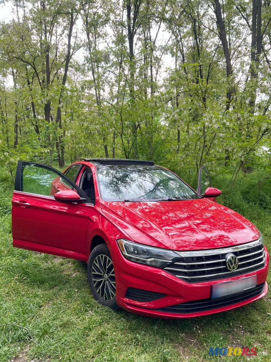 2018' Volkswagen Jetta photo #2