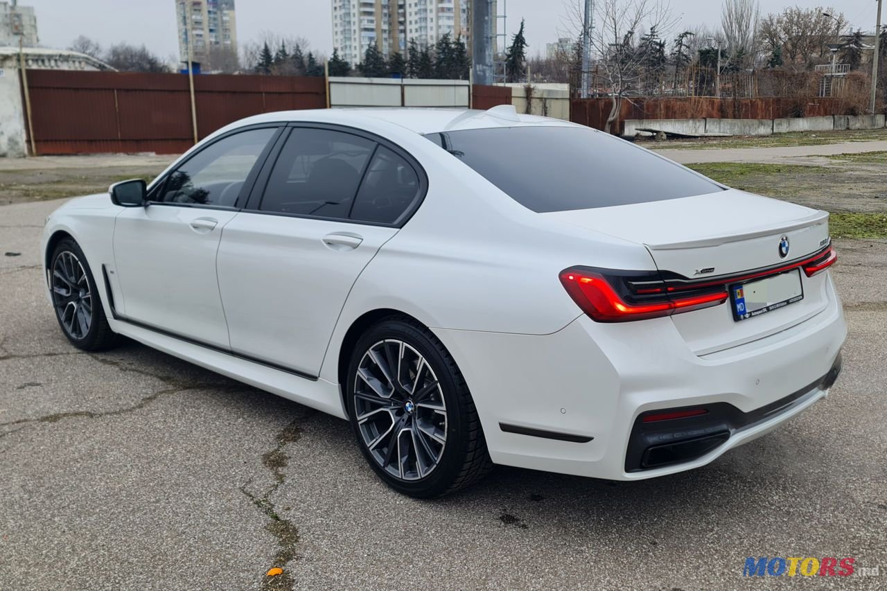 2020' BMW 7 Series photo #5