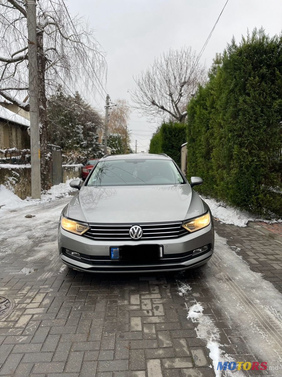 2015' Volkswagen Passat photo #3