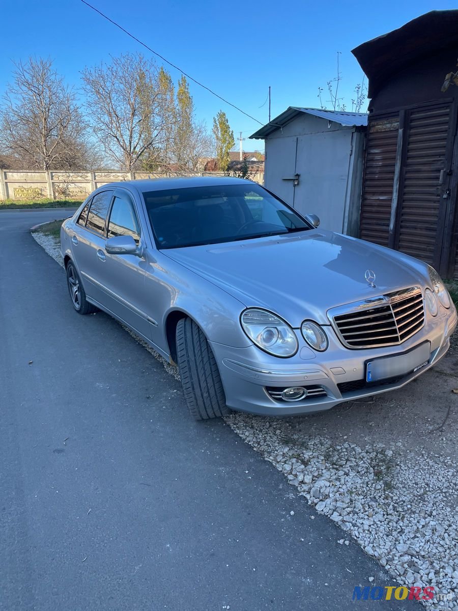 2008' Mercedes-Benz E-Class photo #1