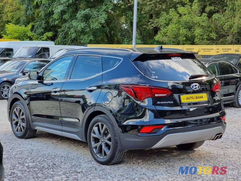 2016' Hyundai Santa Fe photo #6