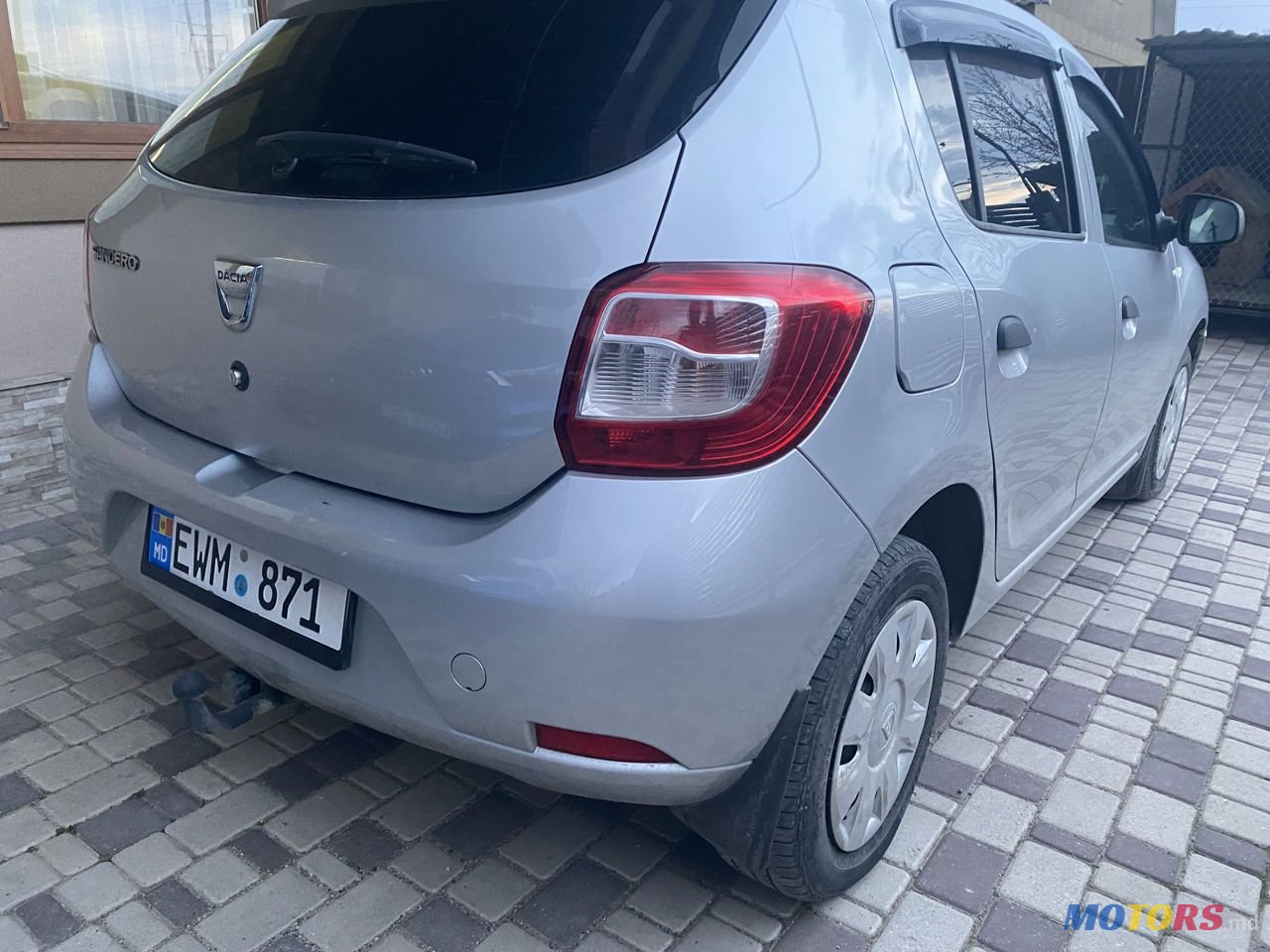 2013' Dacia Sandero photo #5