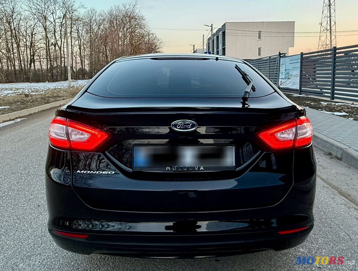 2014' Ford Mondeo photo #3