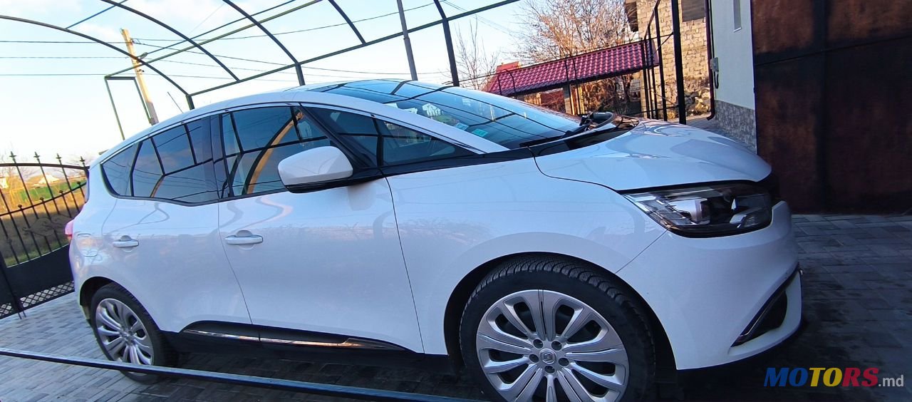 2017' Renault Scenic photo #3