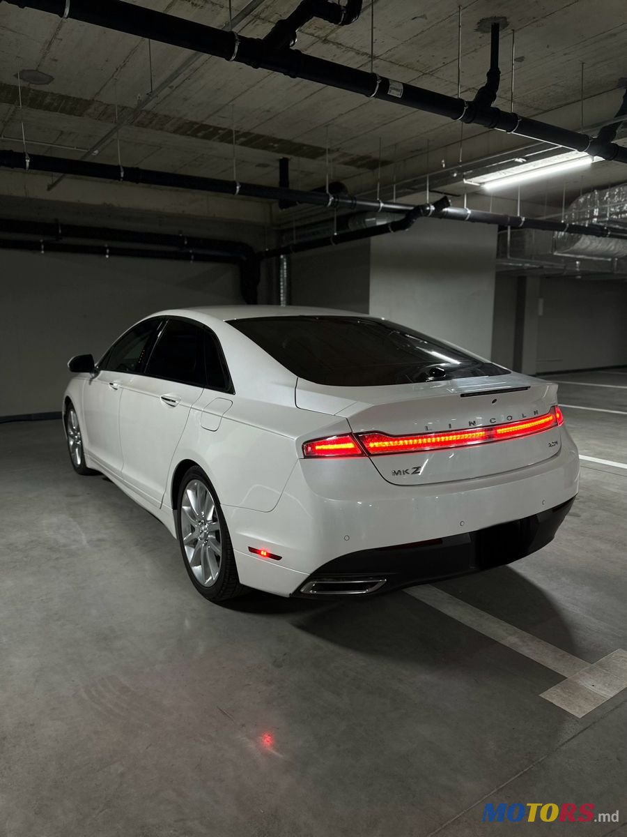 2015' Lincoln MKZ photo #4