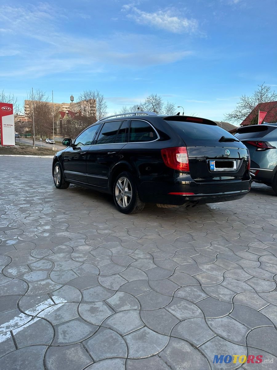 2010' Skoda Superb photo #5