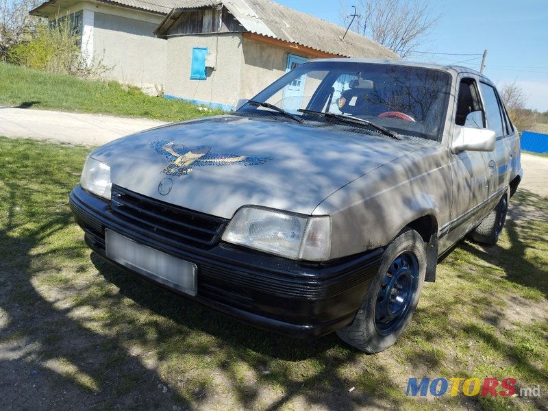 1988' Opel Kadett photo #1