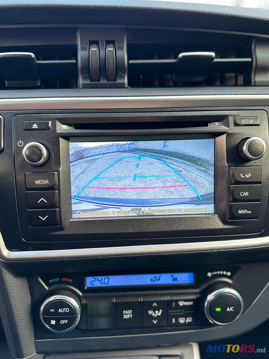 2014' Toyota Auris photo #4