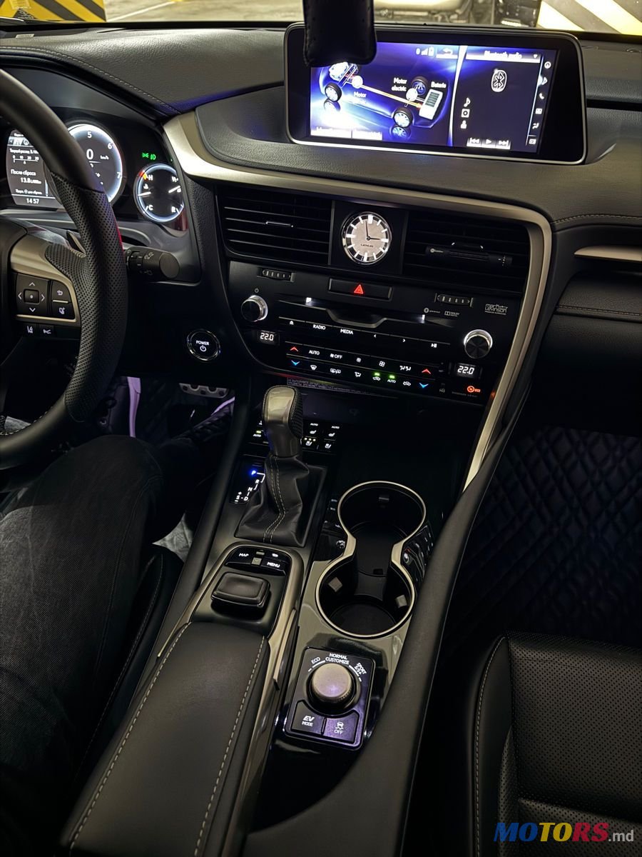 2016' Lexus Rx Series photo #3