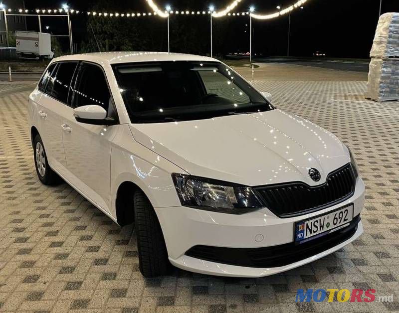 2016' Skoda Fabia photo #4