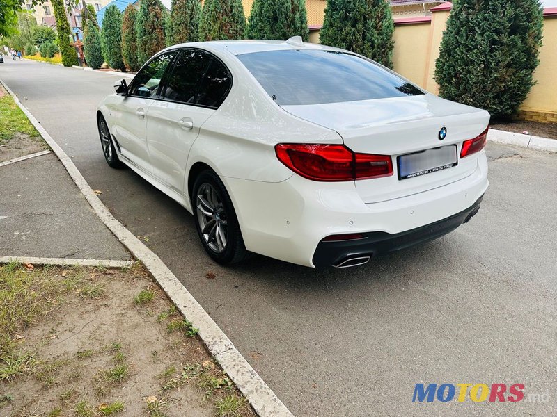 2018' BMW 5 Series photo #4