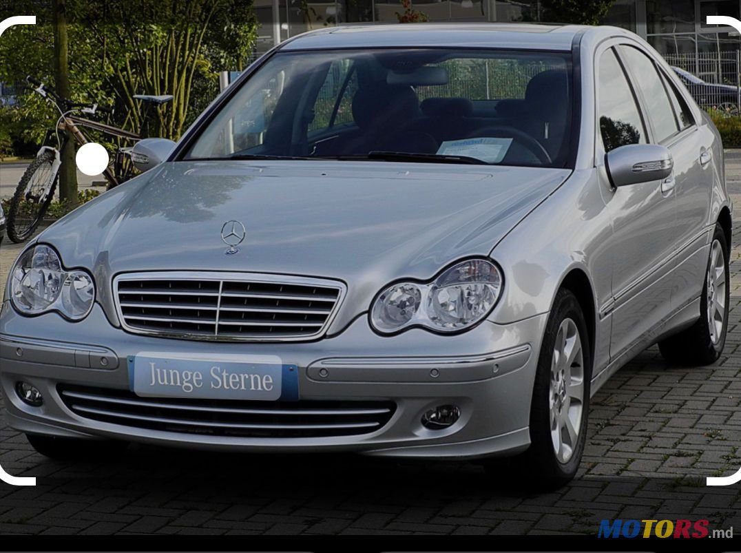 2004' Mercedes-Benz C Класс photo #1
