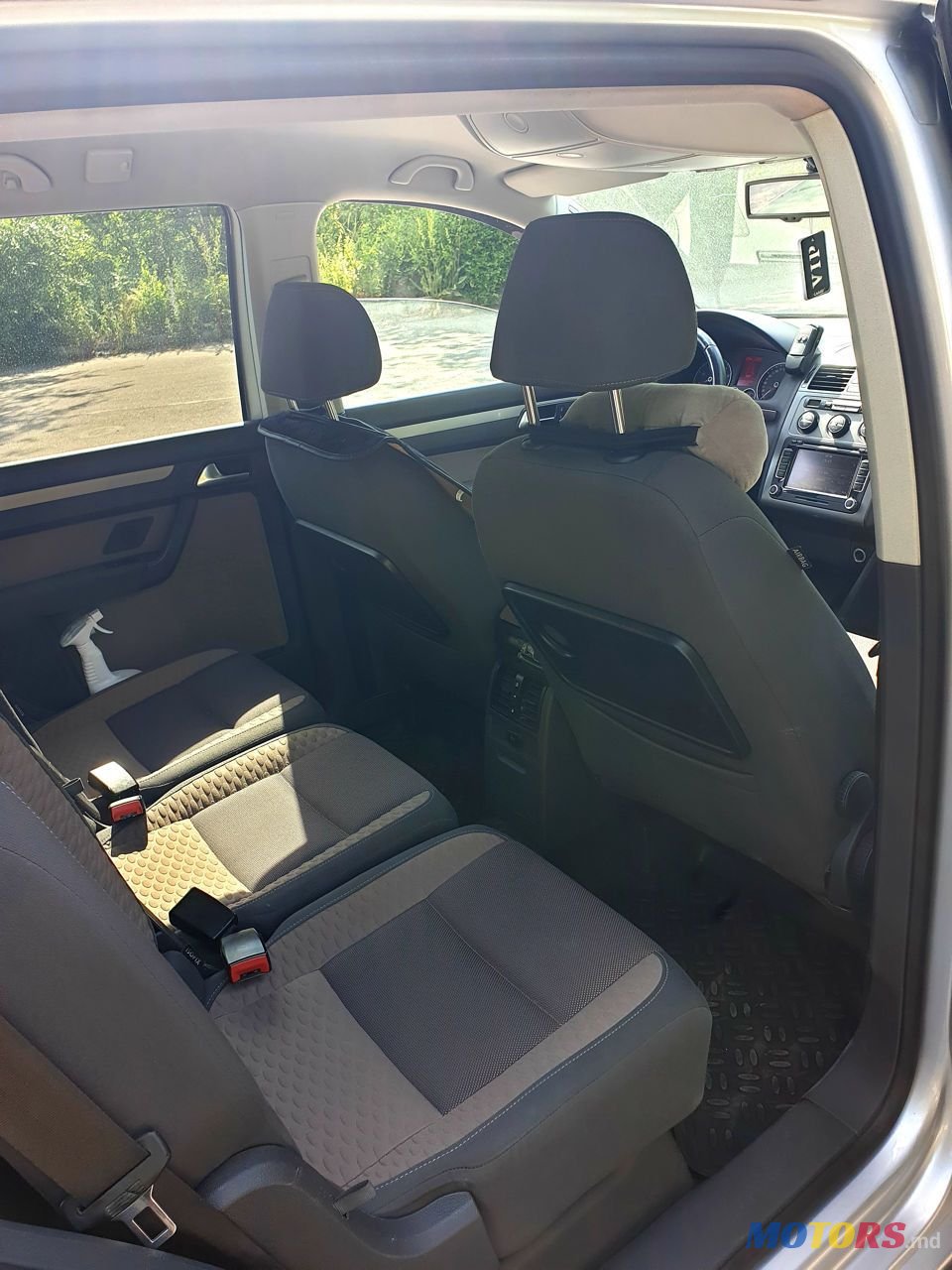 2008' Volkswagen Touran photo #4