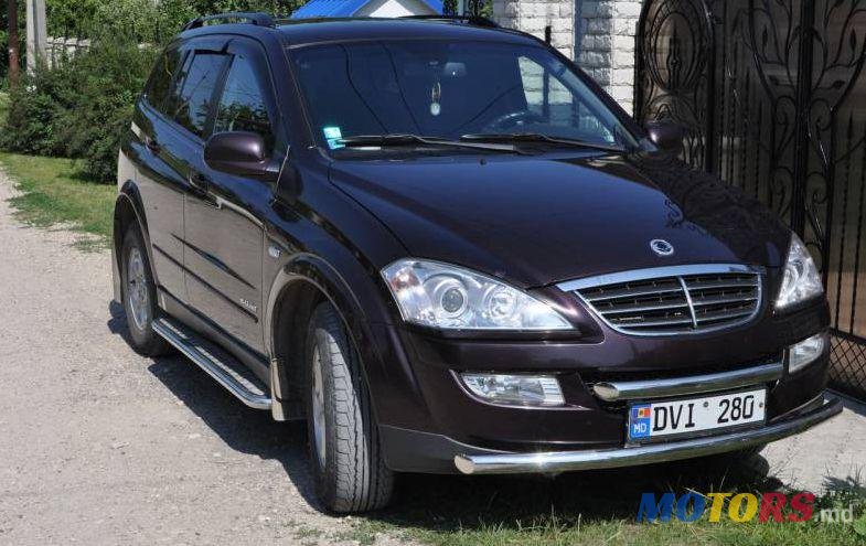 2010' SsangYong Kyron photo #1