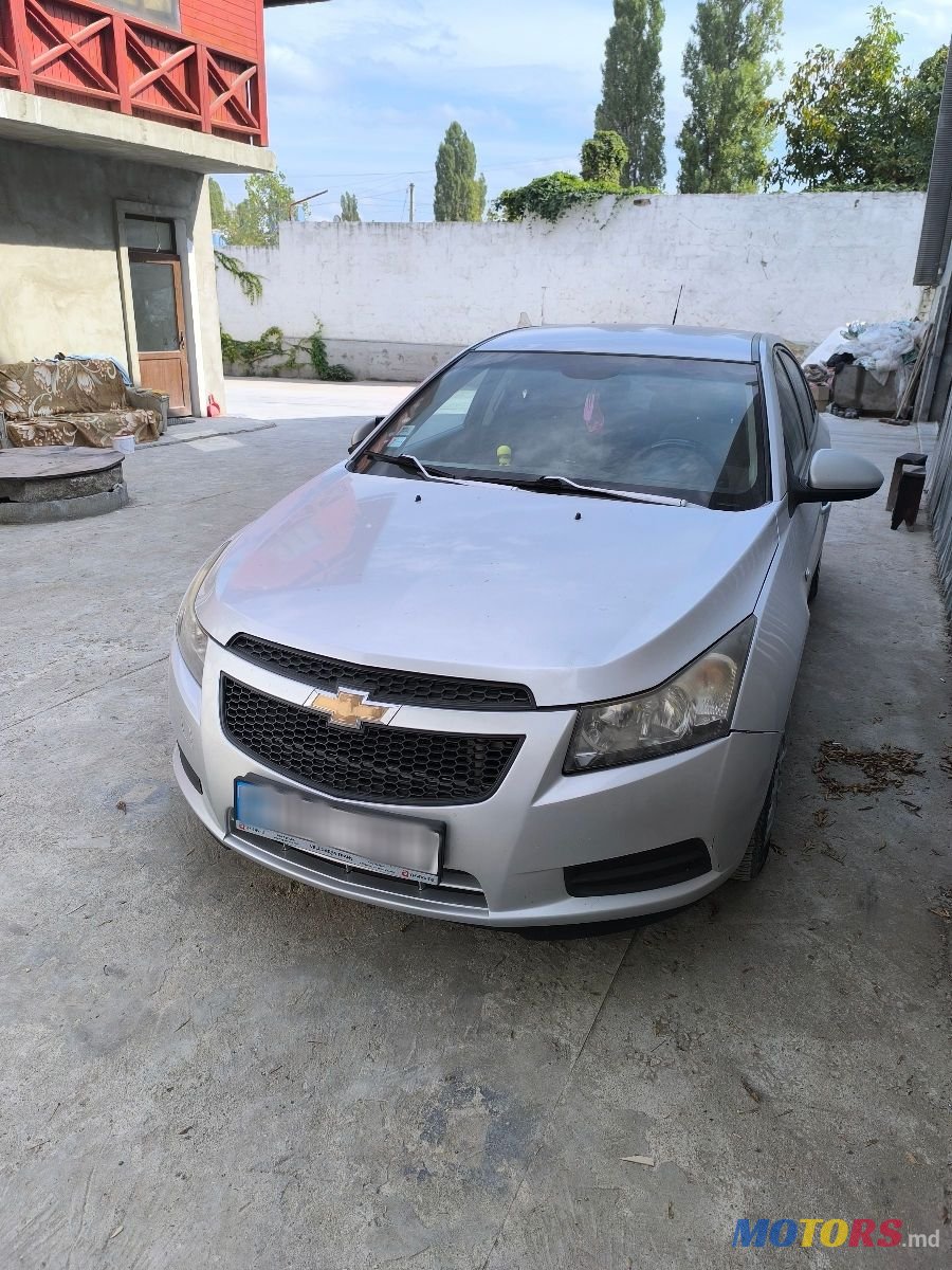 2010' Chevrolet Cruze photo #1