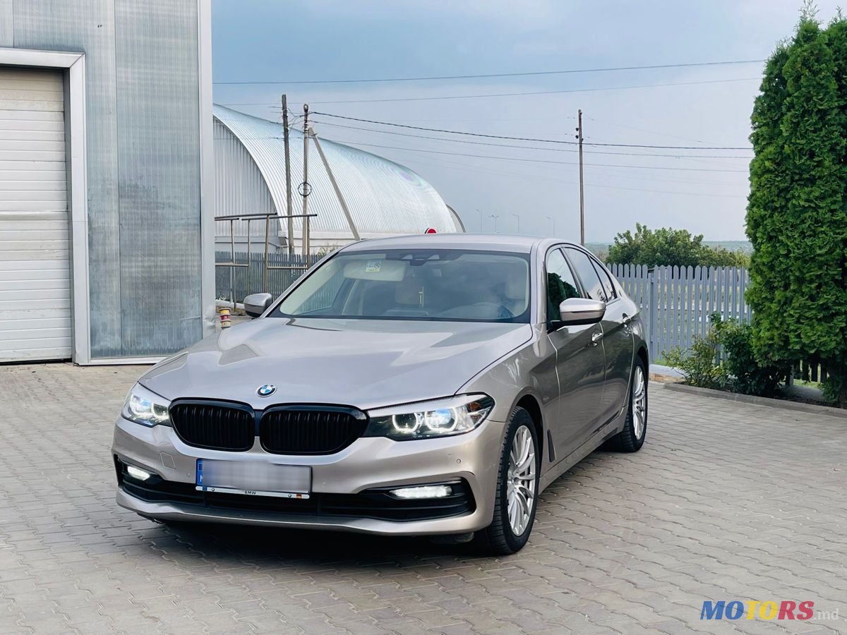 2017' BMW 5 Series photo #2
