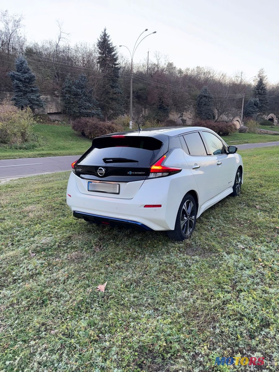 2019' Nissan Leaf photo #5