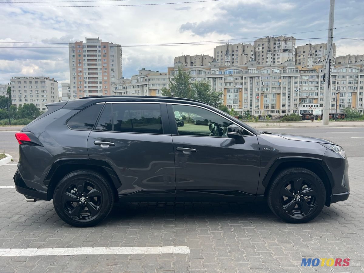 2020' Toyota RAV4 photo #5