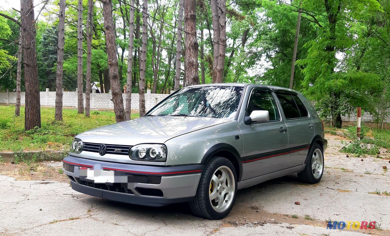 1995' Volkswagen Golf photo #1