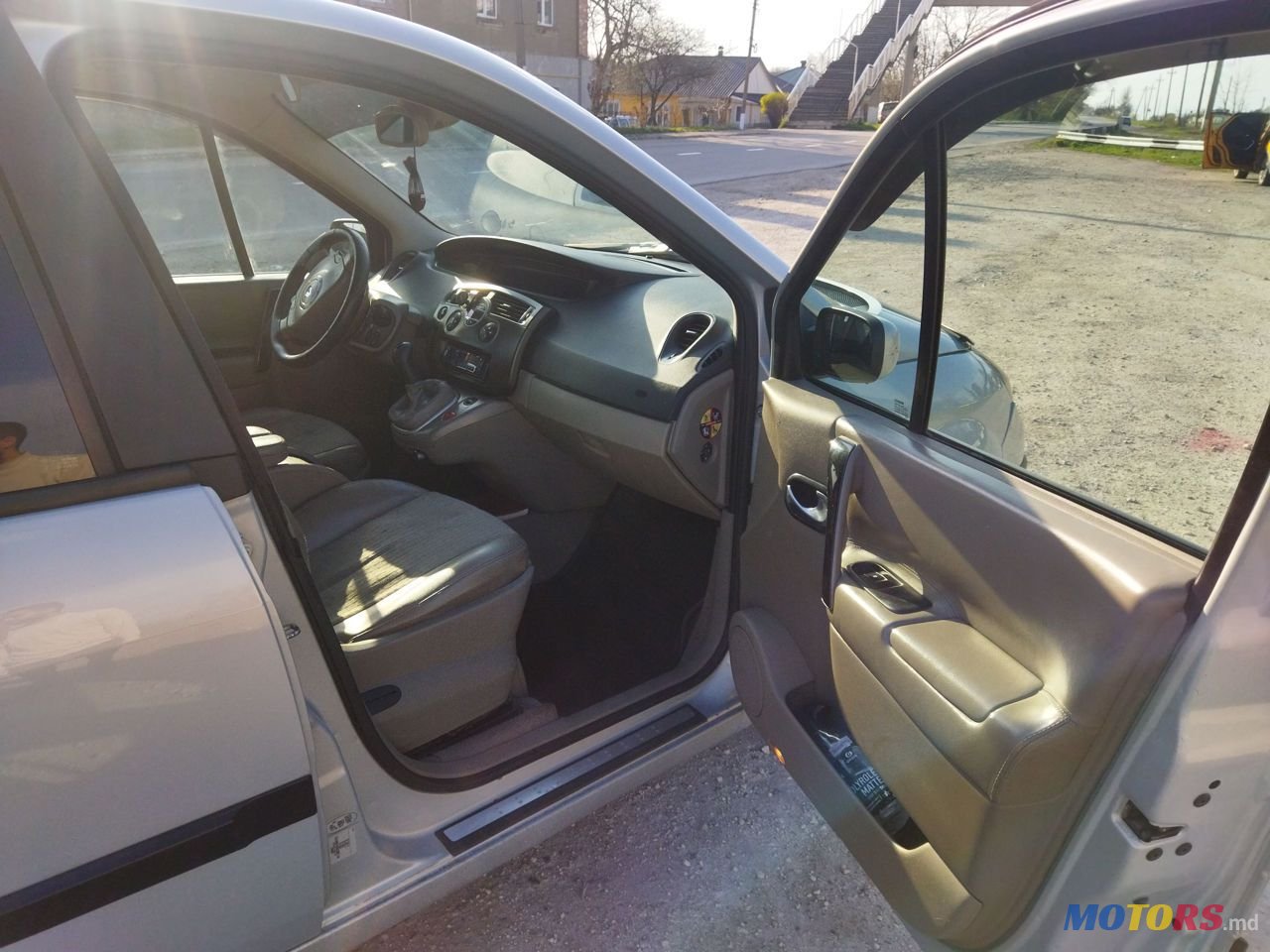 2004' Renault Scenic photo #5