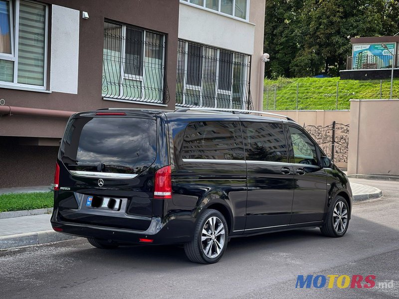 2015' Mercedes-Benz V Класс photo #4