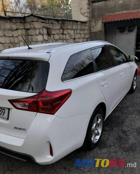 2015' Toyota Auris photo #1