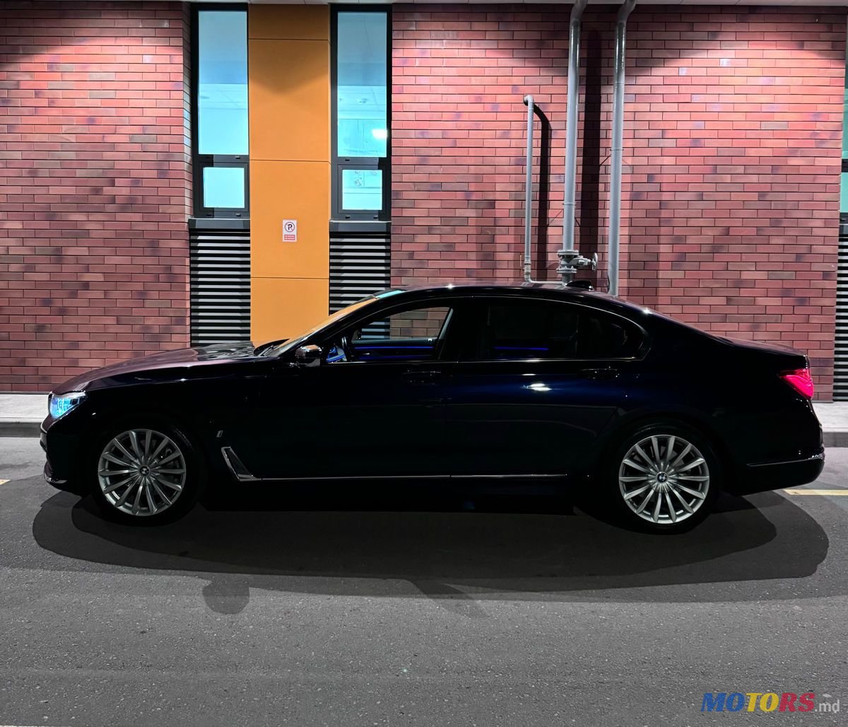 2017' BMW 7 Series photo #4