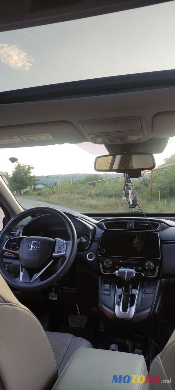 2018' Honda CR-V photo #6