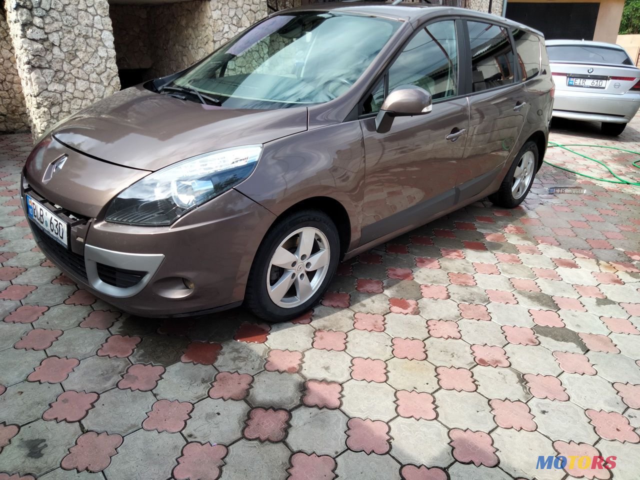 2009' Renault Grand Scenic photo #3