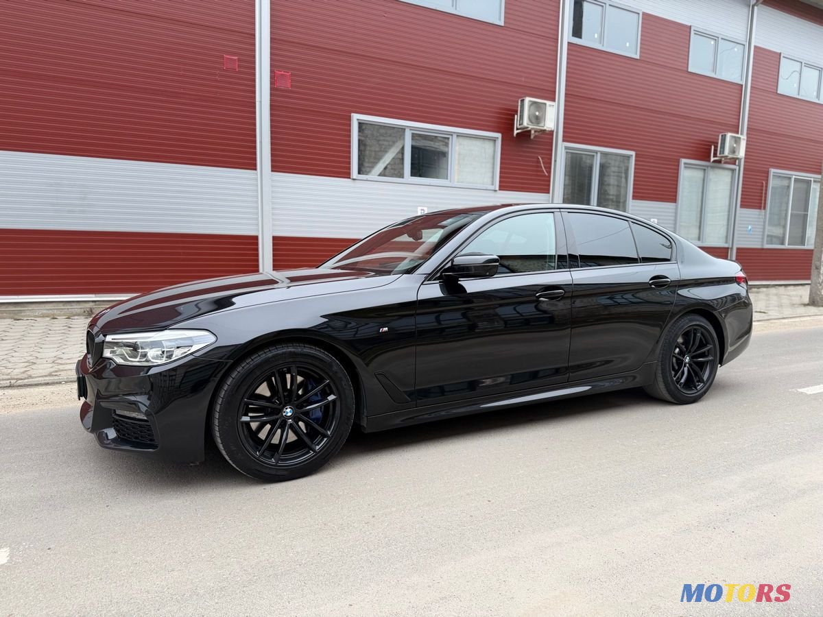 2019' BMW 5 Series photo #4